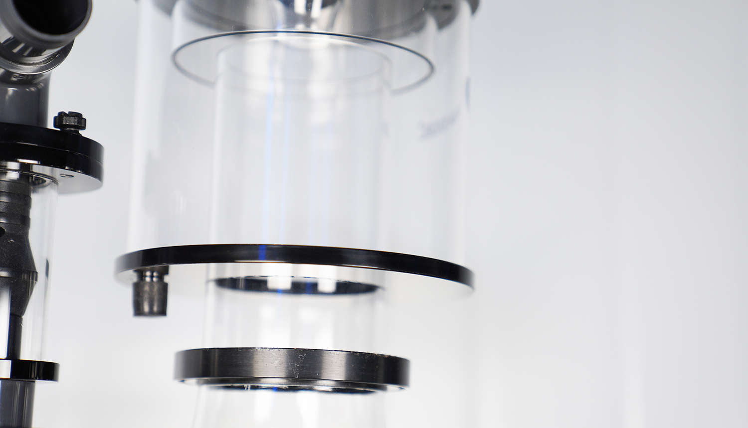 業務用の海水浄化スキマー（水槽 白濁り対策用） – 活魚水槽、生け簀の